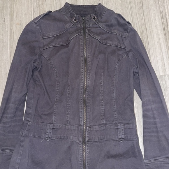 Utility Jacket - Picture 4 of 8